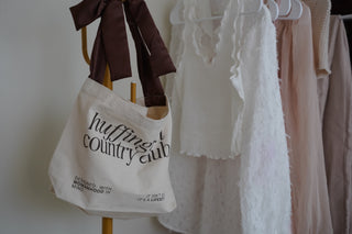 Huffington Country Club Bow Bag | suite exclusive
